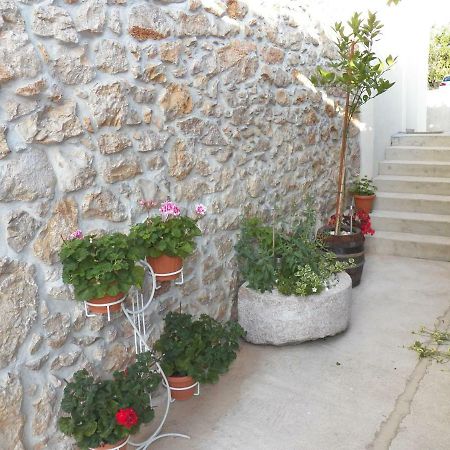 Apartman Bonaca Vrbnik Kültér fotó
