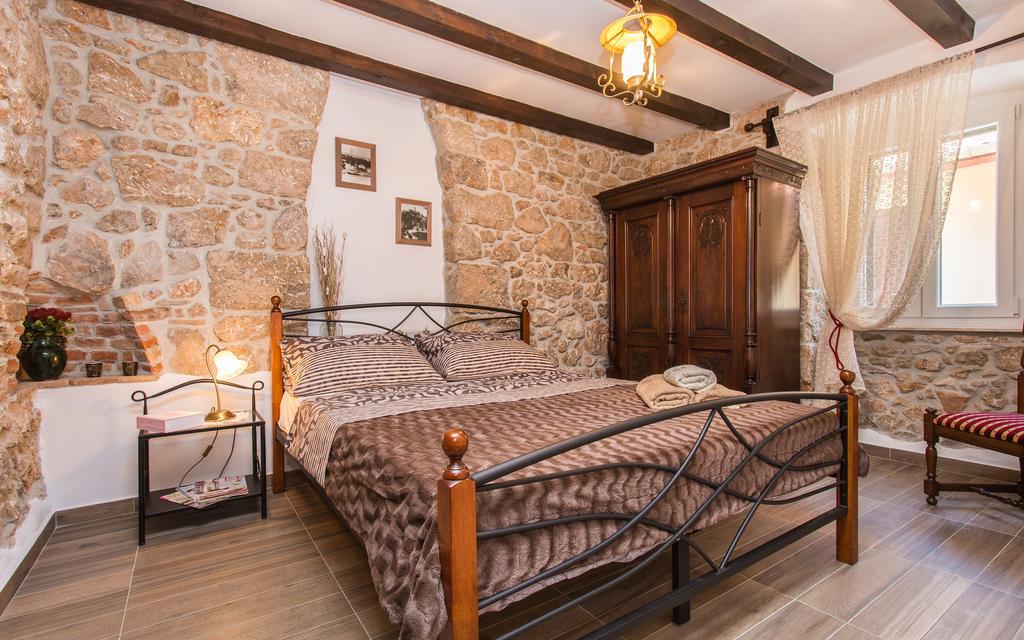Apartman Bonaca Vrbnik Kültér fotó