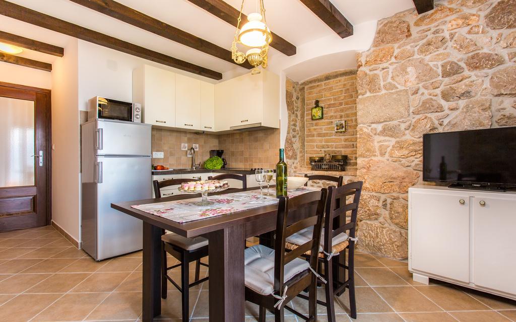 Apartman Bonaca Vrbnik Kültér fotó